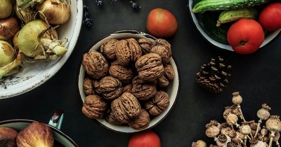 Hashimoto a tarczyca - jakie produkty unikać w diecie