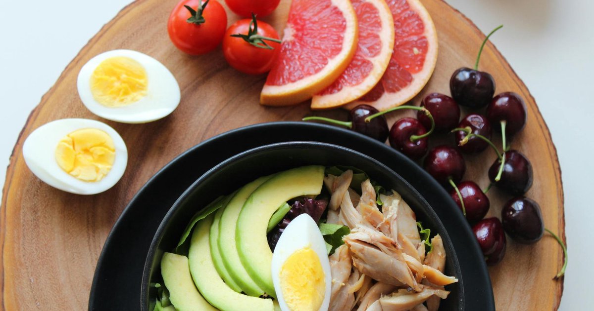 Jak obniżyć cholesterol naturalnie - dieta i styl życia