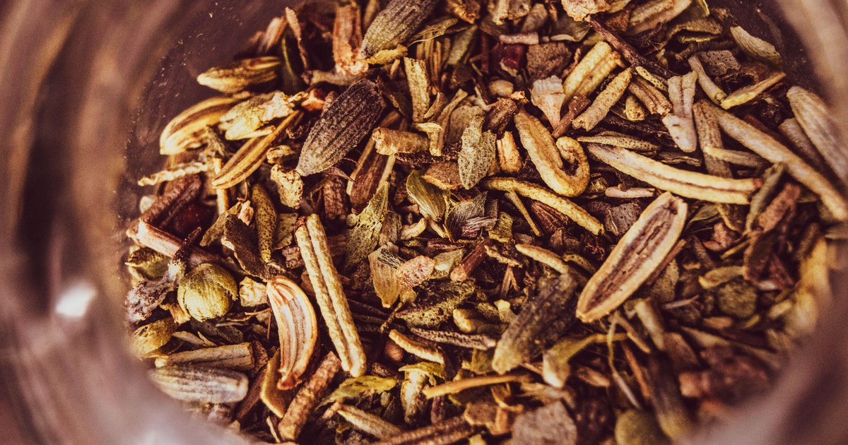 Przyprawy śródziemnomorskie - naturalne wsparcie dla trawienia